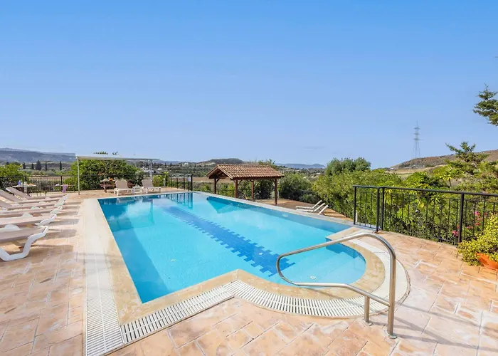 ヴィラ Kambos Ena