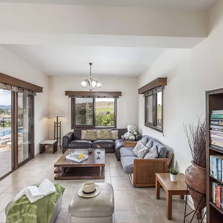 فيلة Kambos Ena *